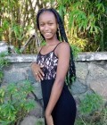 Rencontre Femme Madagascar à Tamatave : Zinah, 20 ans
